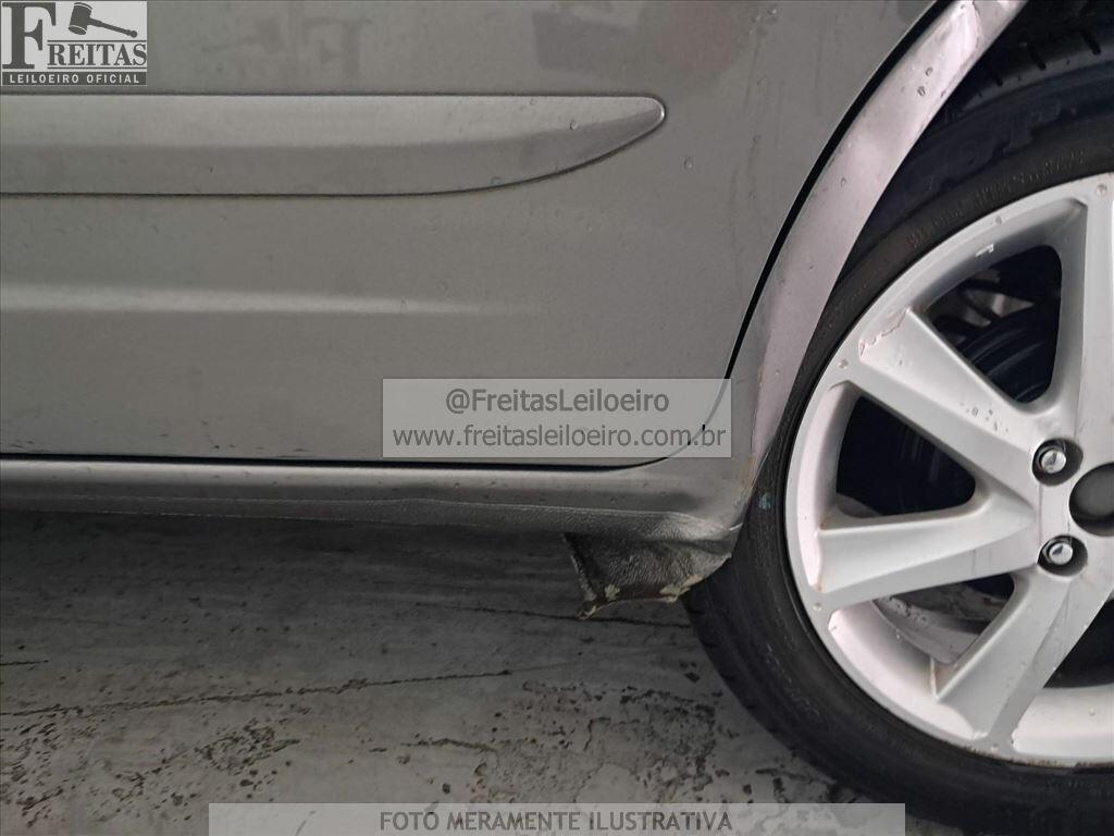 Foto 14 de 17: HONDA/FIT LX FLEX, 11/11, PLACA: E__-___4, GASOL/ALC, CINZA