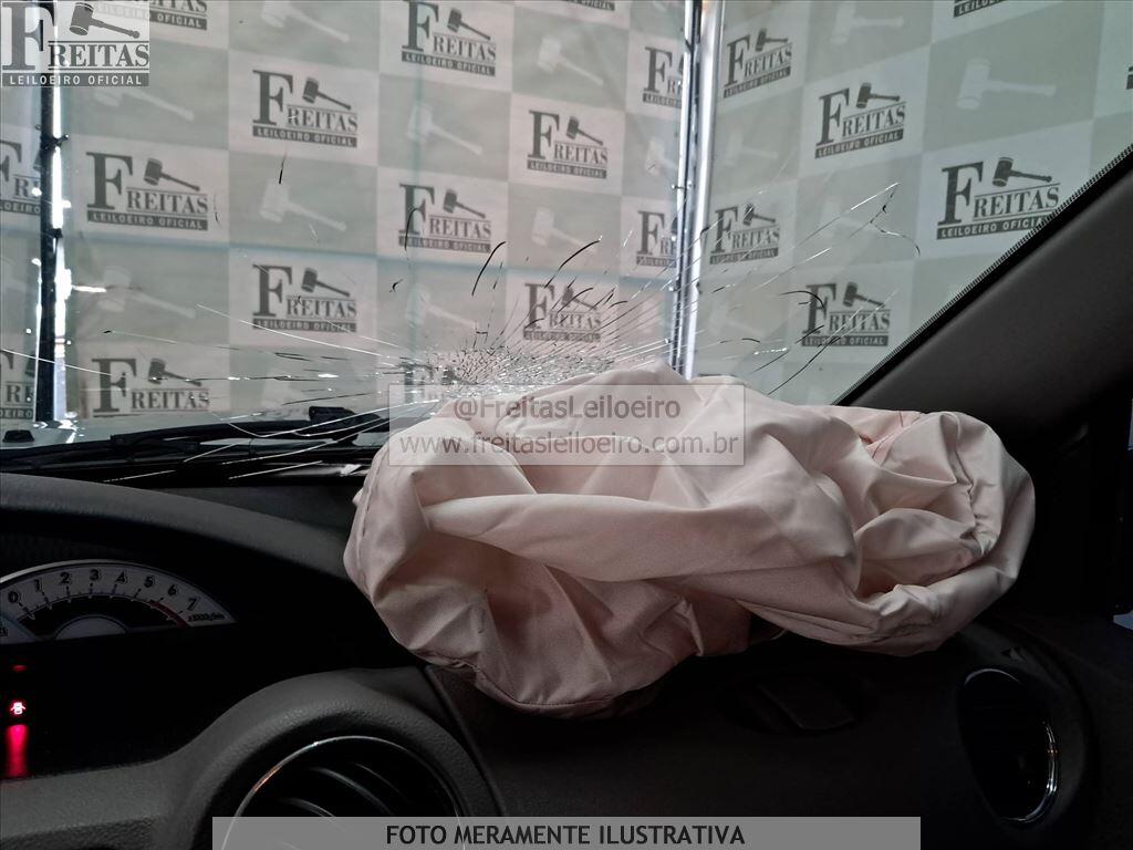 Foto 20 de 22: TOYOTA/ETIOS HB XLS, 13/13, PLACA: F__-___8, GASOL/ALC, PRATA