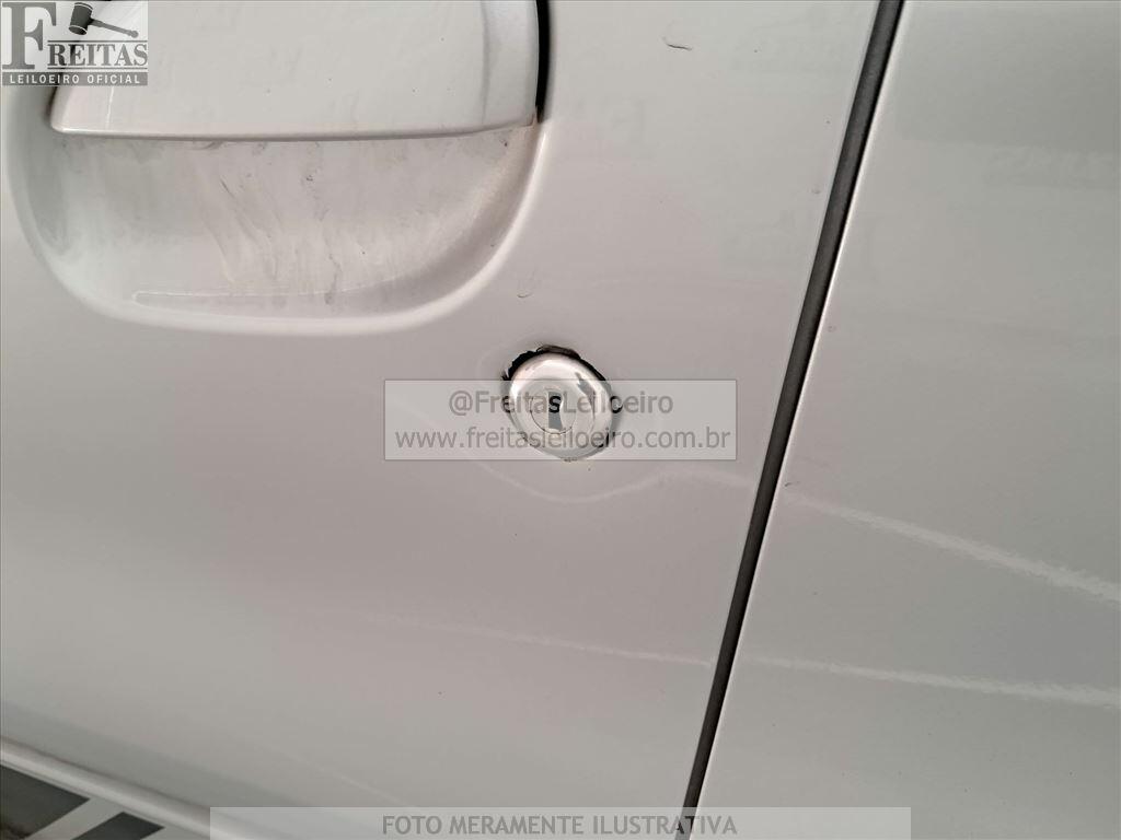 Foto 16 de 22: RENAULT/KWID OUTSID 2, 25/26, PLACA: T__-___4, GASOL/ALC, PRATA