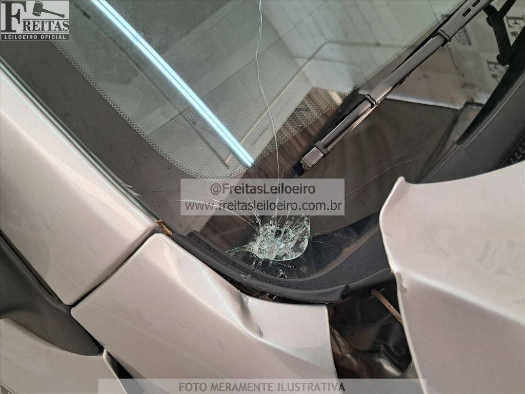Foto 20 de 22: RENAULT/KWID OUTSID 2, 25/26, PLACA: T__-___4, GASOL/ALC, PRATA