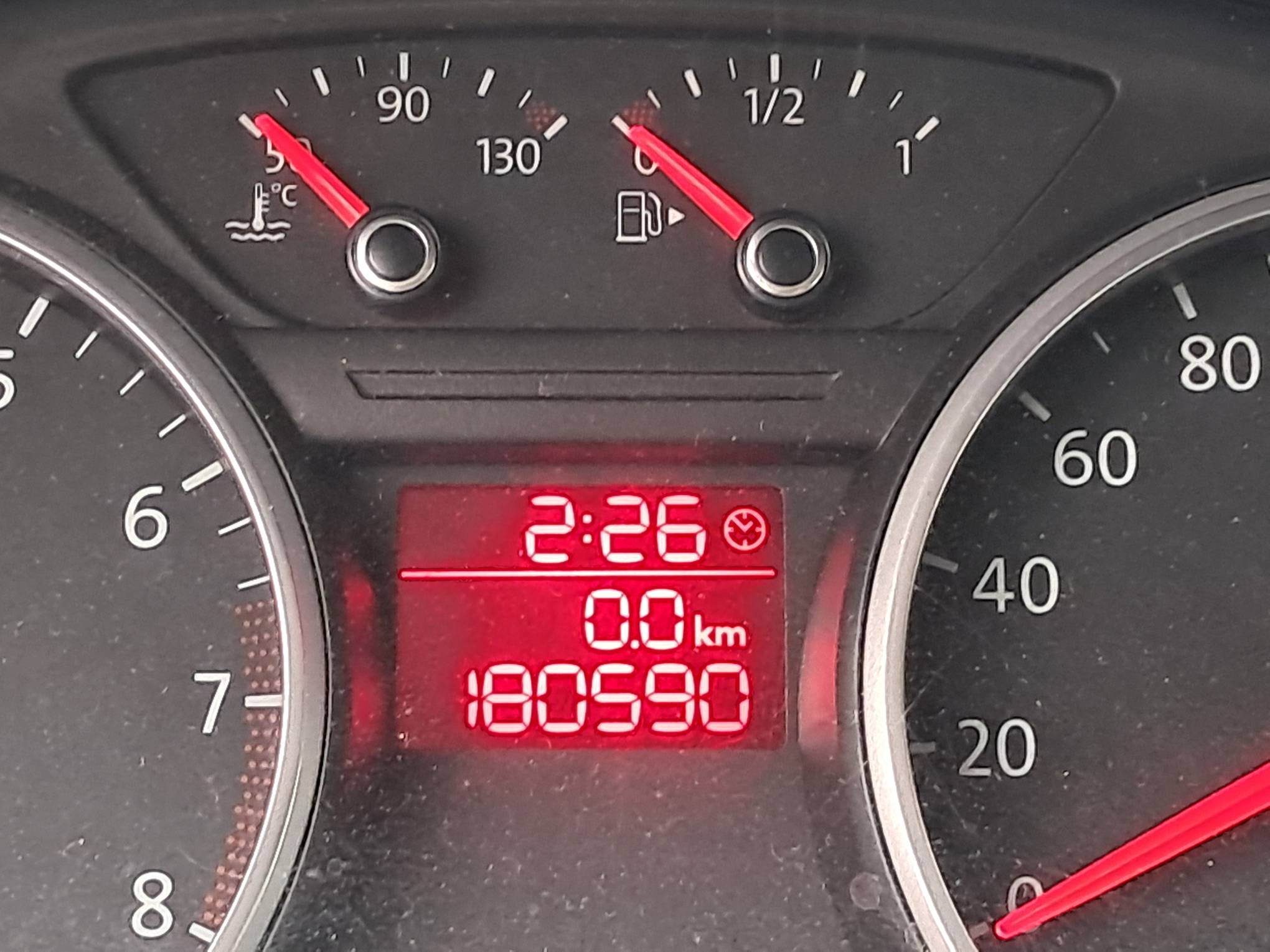 Foto 25 de 25: VW/VOYAGE 1.0, 12/13, PLACA: M__-___4, GASOL/ALC, BRANCA