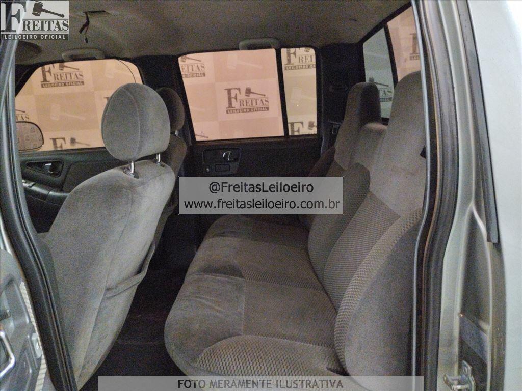 Foto 7 de 23: GM/S10 ADVANTAGE D, 08/09, PLACA: J__-___8, GASOL/ALC, CINZA