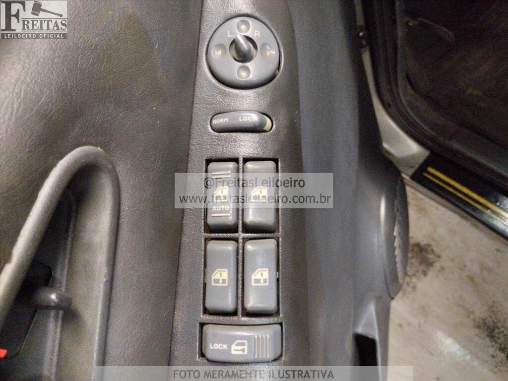 Foto 10 de 23: GM/S10 ADVANTAGE D, 08/09, PLACA: J__-___8, GASOL/ALC, CINZA