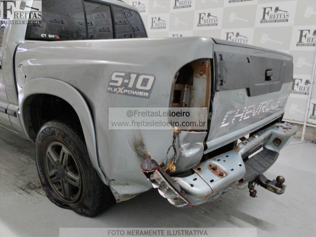 Foto 22 de 23: GM/S10 ADVANTAGE D, 08/09, PLACA: J__-___8, GASOL/ALC, CINZA